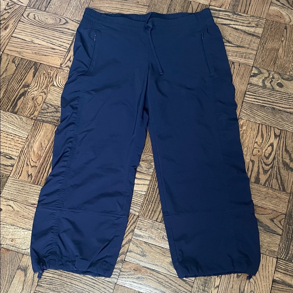 Athleta La Viva, navy blue joggers, 6P